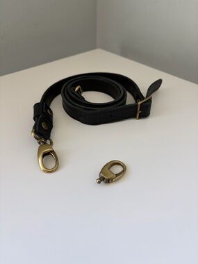 Portland Leather Crossbody Strap